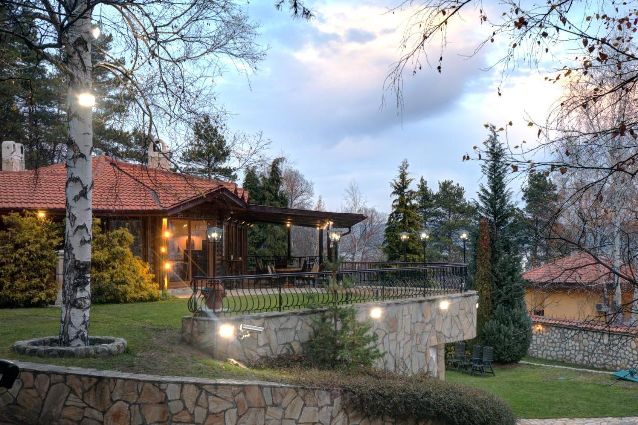 Shtarkelovo Gnezdo Villa Anna Luxury Lake Residence מראה חיצוני תמונה